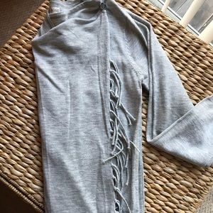 NWOT Knox Rose Fringe Wrap Sweater